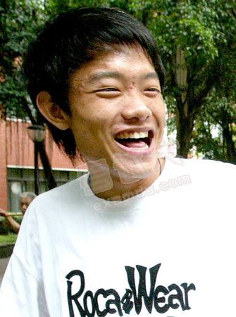 重庆06年理科状元曹飞:对数学情有独衷(图)