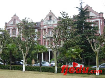 上海交通大学:走出200多位两院院士(图)