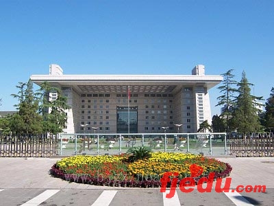 北京师范大学:木铎金声世纪长鸣(图)