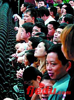 湖南省07高考:家长老师和考生同样在“考试”