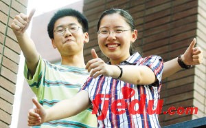 天津2007年高考文理科第一名揭晓(组图)