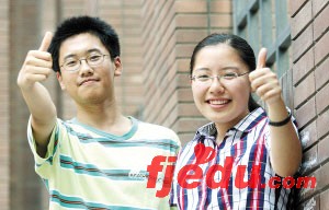 天津2007年高考文理科第一名揭晓(组图)