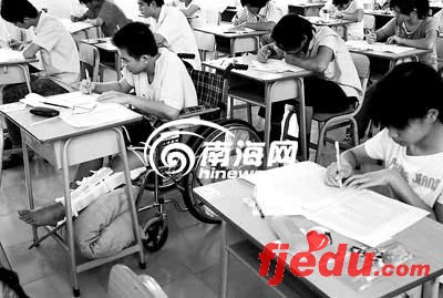 海南高考一路前行30年往事值得铭记警醒