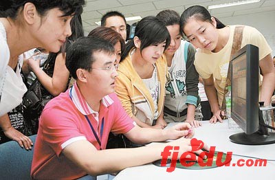 新疆07高考本科零批次录取结束逾三千人被录取