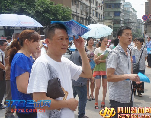 点击图片分享到上海滩微博 点击图片分享到上海滩微博