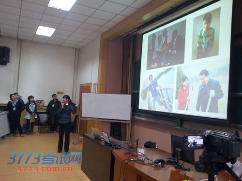 蔺劼老师介绍了小语种专业同学在校学习情况 蔺劼老师介绍了小语种专业同学在校学习情况