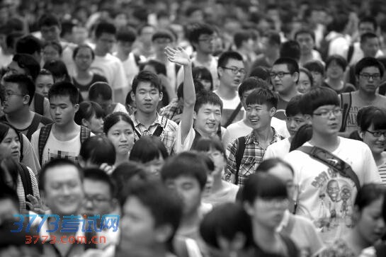 湖南26日查高考成绩 祁阳考生怀孕7月考场圆梦