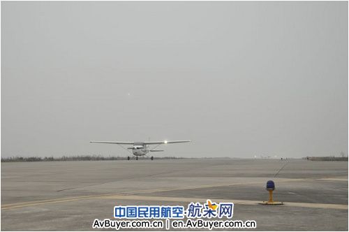 中国民航飞行学院绵阳分院2009年顺利开飞