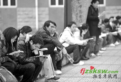 2010考研政治题更务实 “中国创造”难倒考生