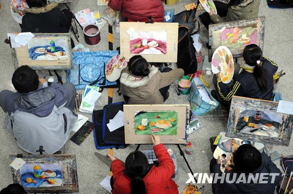 山东艺考考场搬进会展中心(组图)