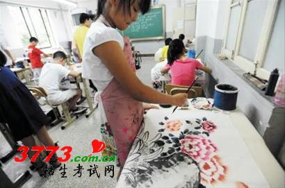“最靠谱”艺考报名过万5岁幼儿连报三科考级