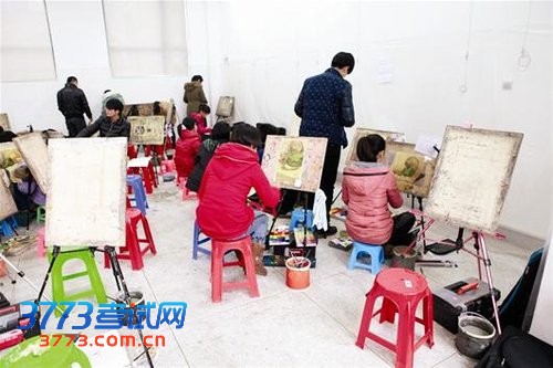 湖美招录比例再创新低 6.7万报名仅录取2000人