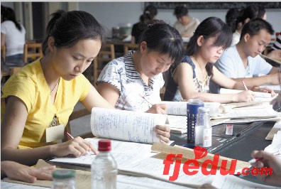 乌鲁木齐市中考阅卷结束15日公布成绩(图)