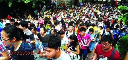 今年中考仍实行联招 普高计划招生18万人